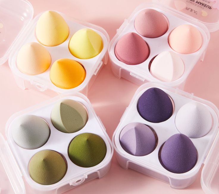 4pcs Makeup Sponge & 1pc Storage Box