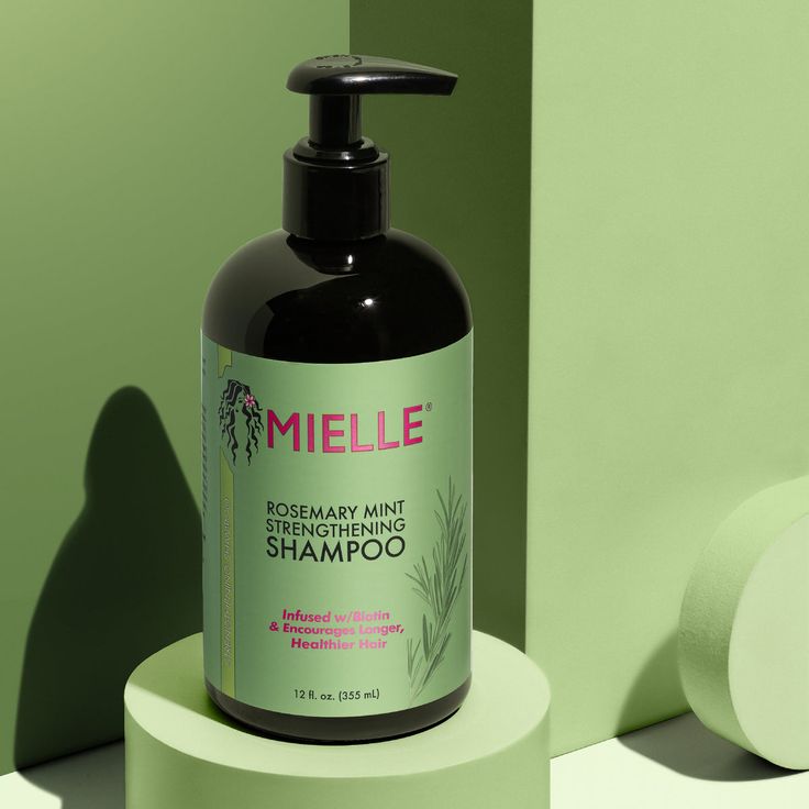 Mielle Organic Rosemary Mint Strenthening Shampoo